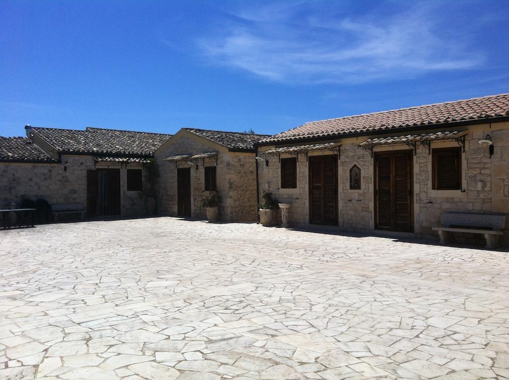 Vila Oasi Di Cava Ispica Pietre Nere San Zagaria Exteriér fotografie
