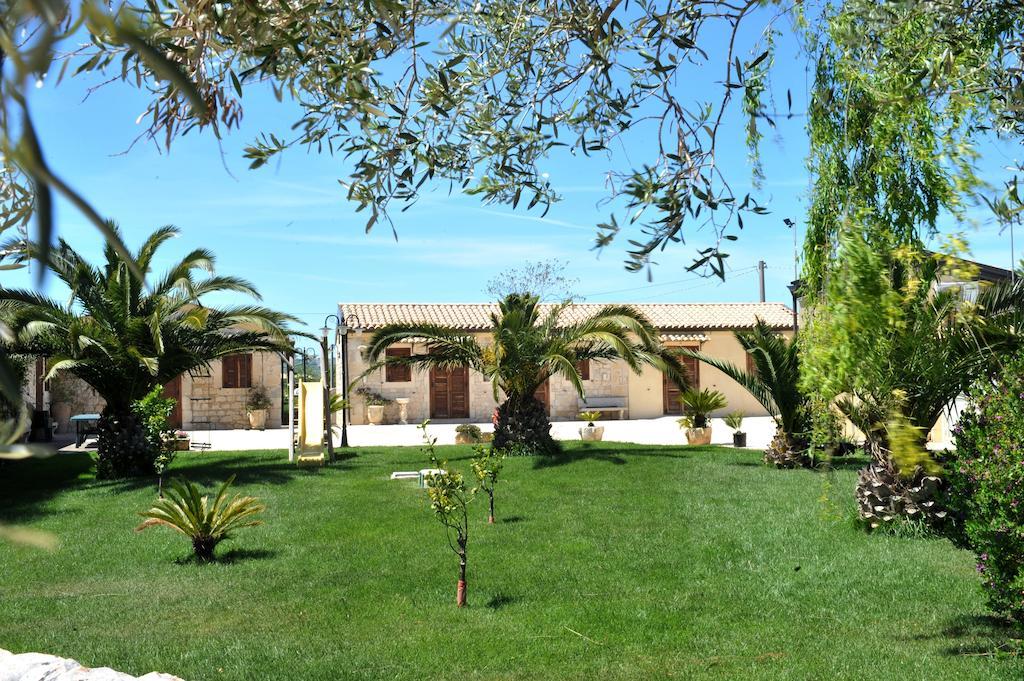 Vila Oasi Di Cava Ispica Pietre Nere San Zagaria Exteriér fotografie